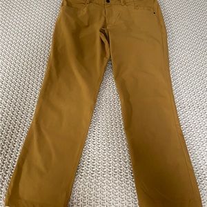 Lululemon men’s ABC pant